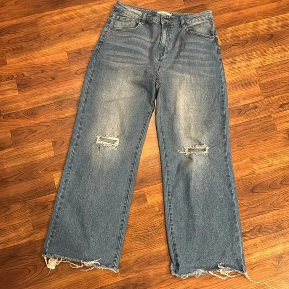 Women’s size 12 Genleck jeans 28 inch inseam - Picture 1 of 7